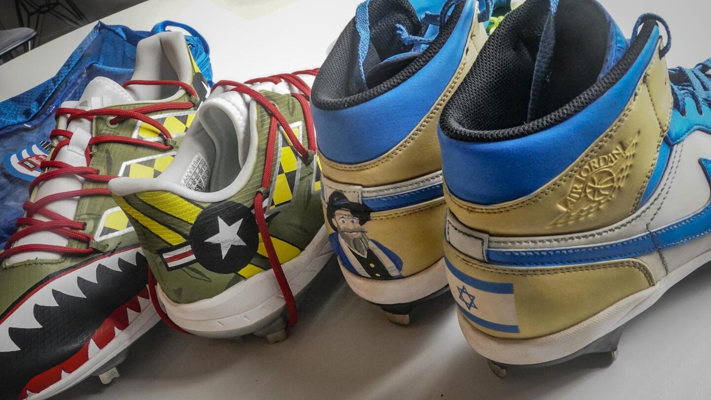 Baseball themed tennis discount shoes